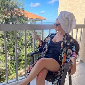 Meet your Posher, Lauren